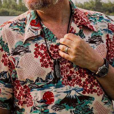 Rugged, Relaxed, and Iconic: The Aloha Shirt’s Everlasting Appeal